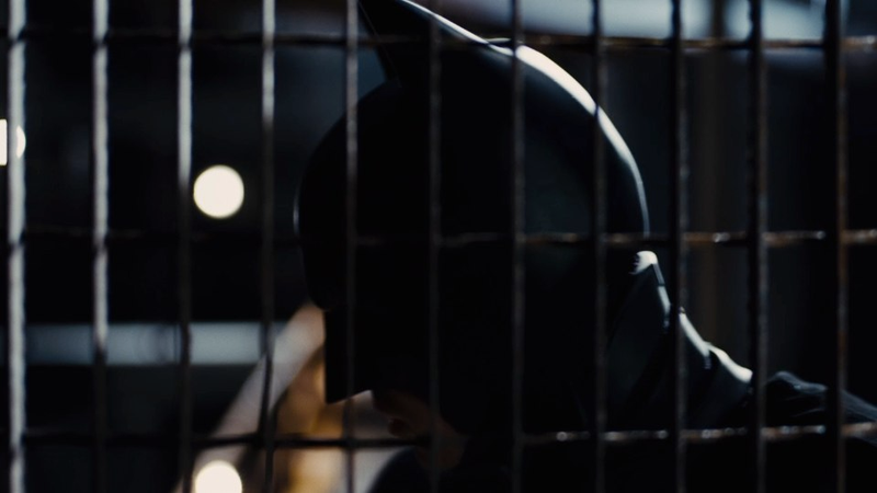 Illustration for article titled Dark Knight Rises trailer screencaps show just how bad it gets for Bruce Wayne